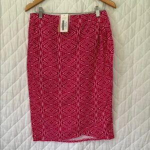 SUNNY DAYS ONLY NEED APPLY!  Ripskirt Hawaii skirts are made for play. Sz S